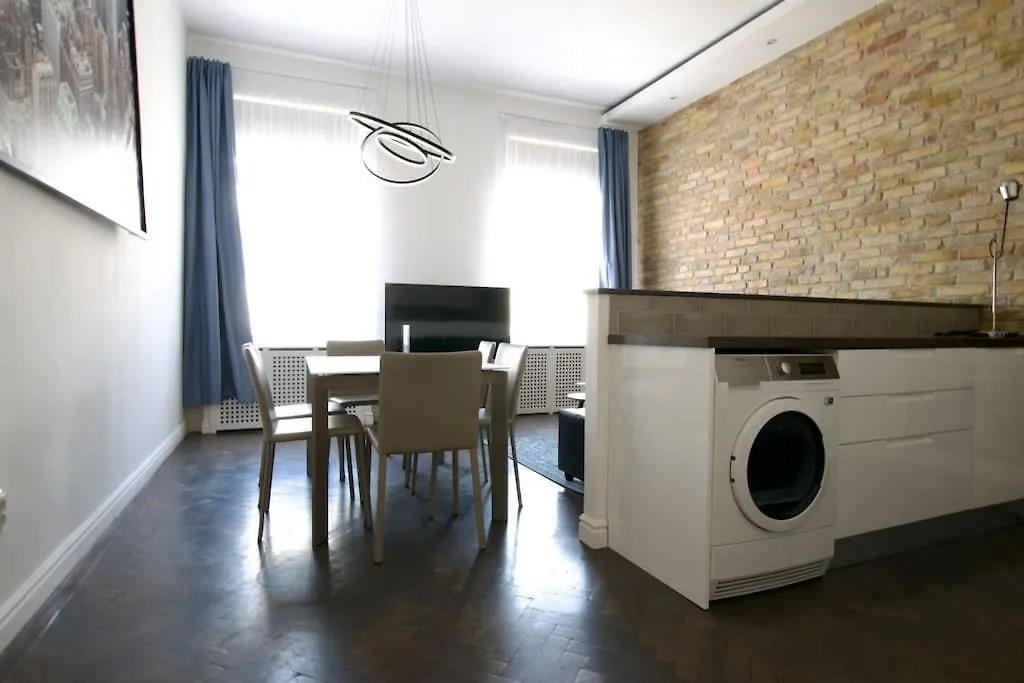 Premium Apartment By Hi5- Anker Apartment 부다페스트 헝가리