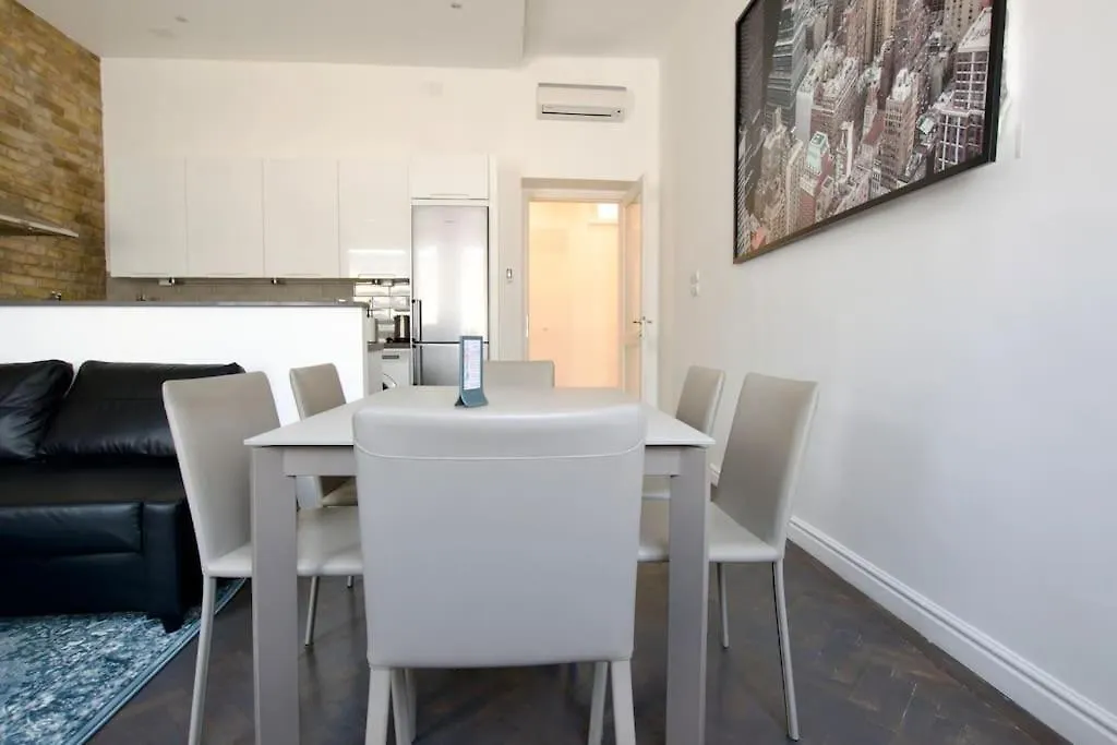 Premium Apartment By Hi5- Anker Apartment 부다페스트 0*,  헝가리